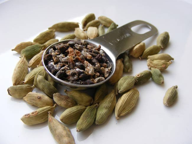 Granos de Cardamomo - AGRO DIVERSAS, S.A
